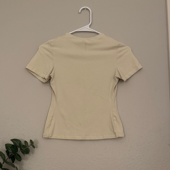 SKIMS Cotton Jersey Tee Shit Bone White Size Small - Picture 2 of 3